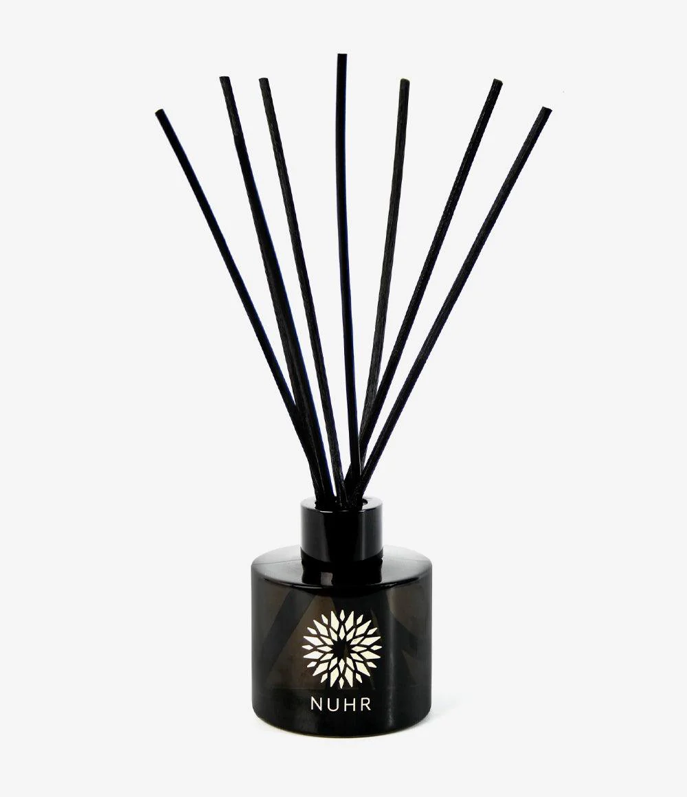 Luxury Reed Diffuser in Leather and Oud - Image 2
